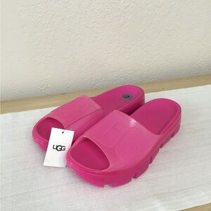 UGG Pink Chunky Slide Sandals size 7